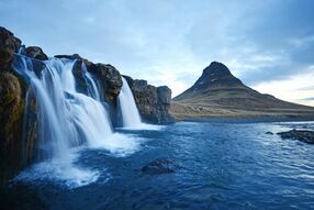 Фотообои Река Тьорурсау в Исландии